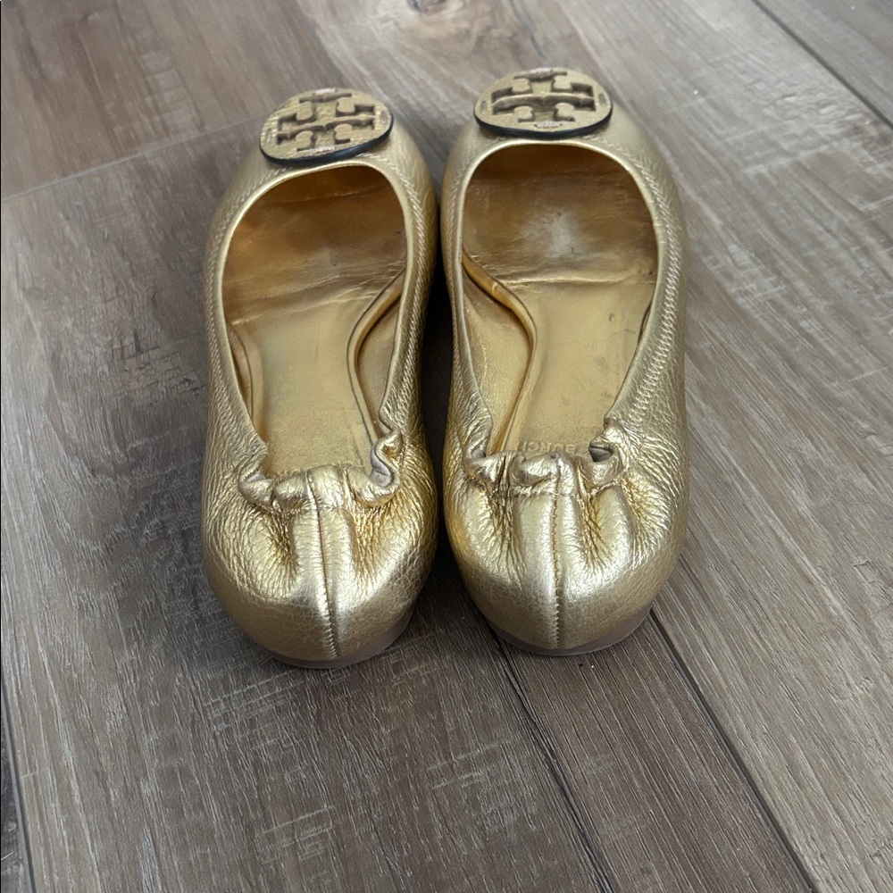 Tory Burch Metallic Gold Leather Logo Ballet Flats - Picture 9 of 10